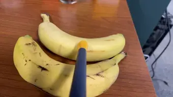 The sensor probe touching fruit (fruit)
